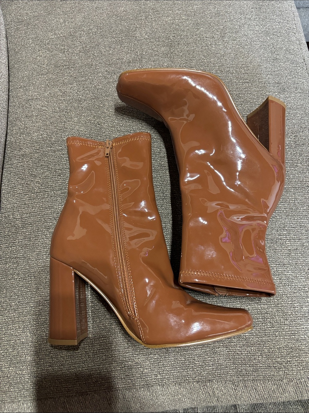 Steve Madden- Women’s High Block Heel Ankle Boots - Brown Patent